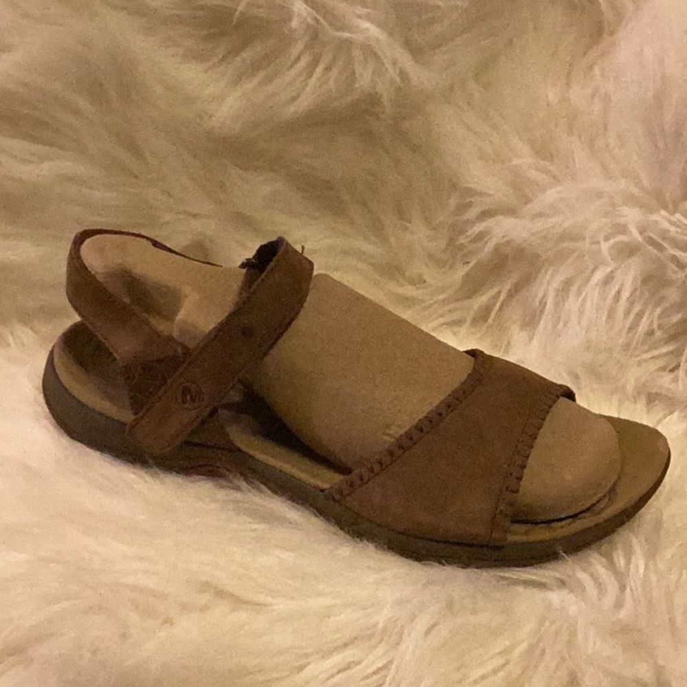 Merrill Brown suede Sandals